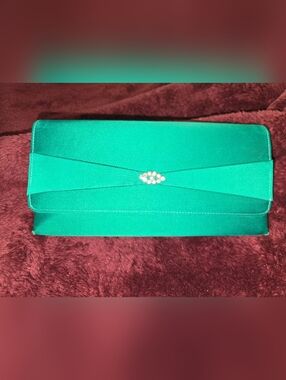 Green Satin Clutch EUC